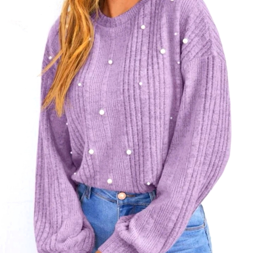 Lilac purple sweater with pearl beads. Size M.